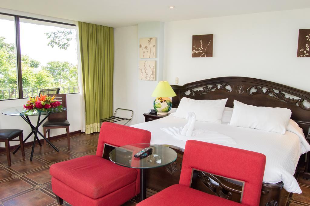 מנואל אנטוניו La Mansion Inn מראה חיצוני תמונה