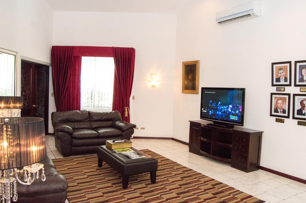 מנואל אנטוניו La Mansion Inn מראה חיצוני תמונה