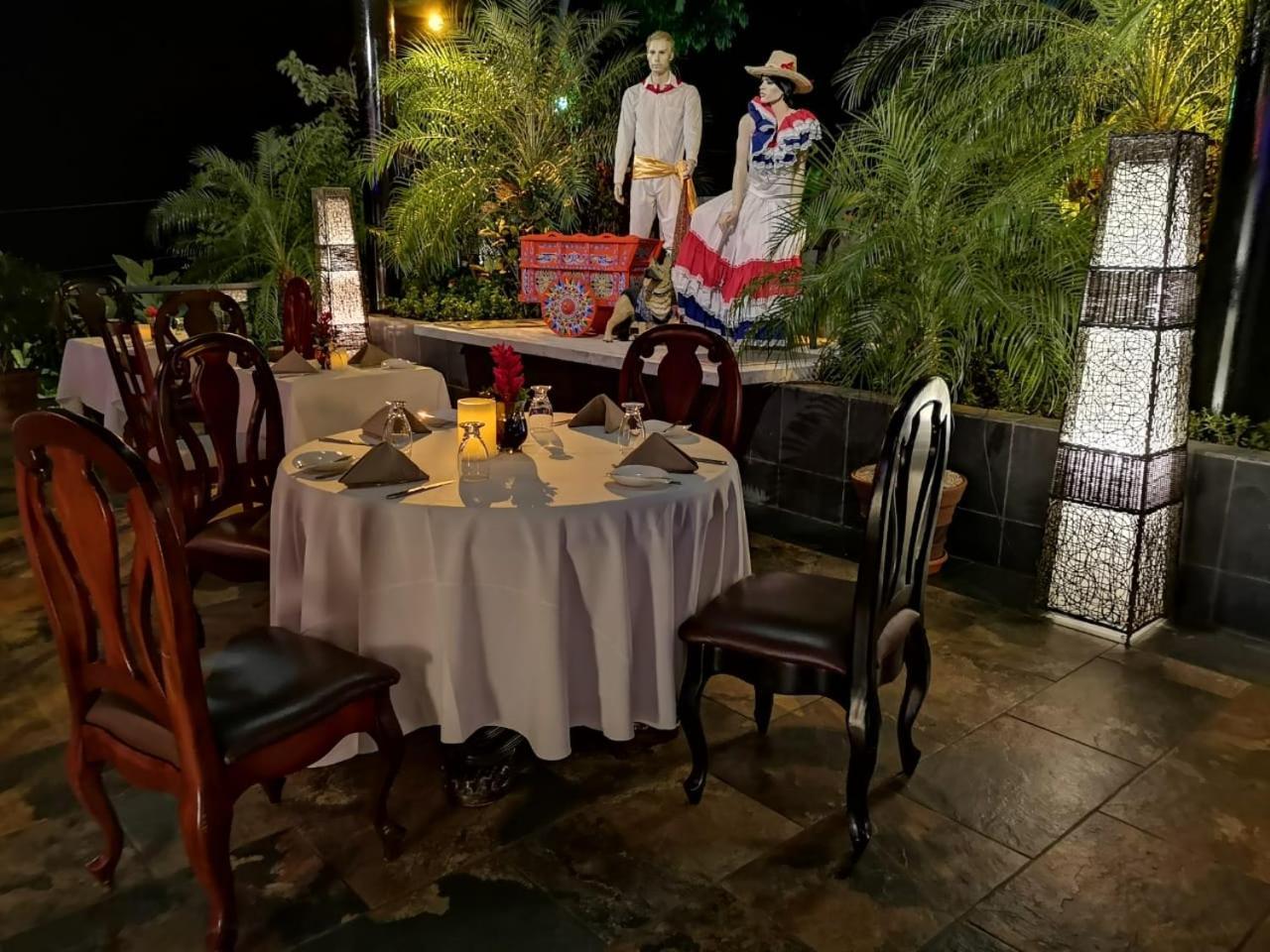 מנואל אנטוניו La Mansion Inn מראה חיצוני תמונה